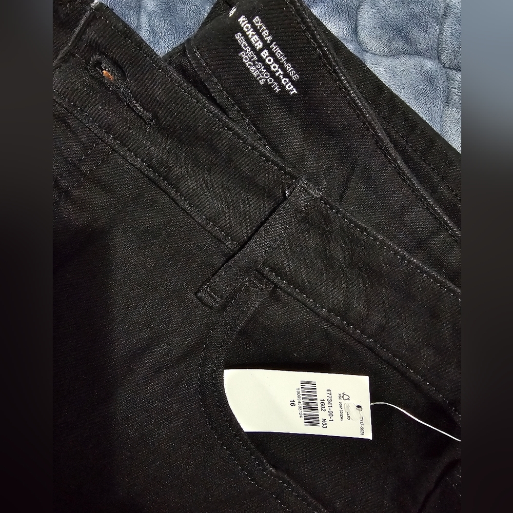 High Rise Bootcut Jeans - Picture 4 of 4